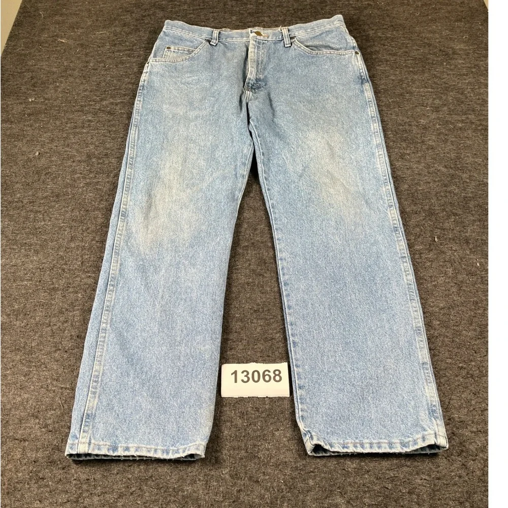 Wrangler Regular Fit Jeans Mens 36x30 Blue Good Light Wash Straight Leg 96501SL